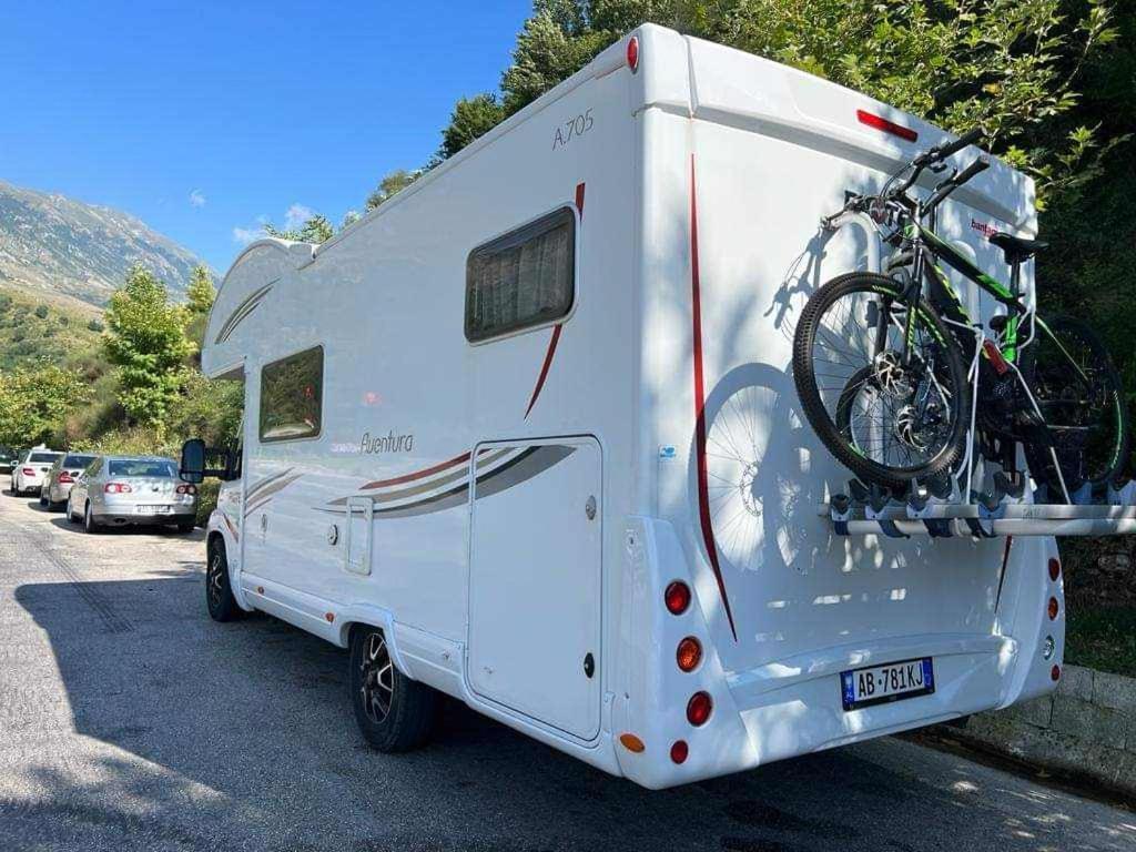 Camper Rent Motorhome Albanian Tirana Exterior foto